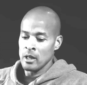 데이비드 고긴스